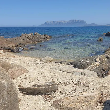 On Sardinia Beach Apartment *